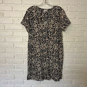 Cable & Guage Women's Short Sleeve‎ V Neck Soft Leopard Print Dress Size Medium